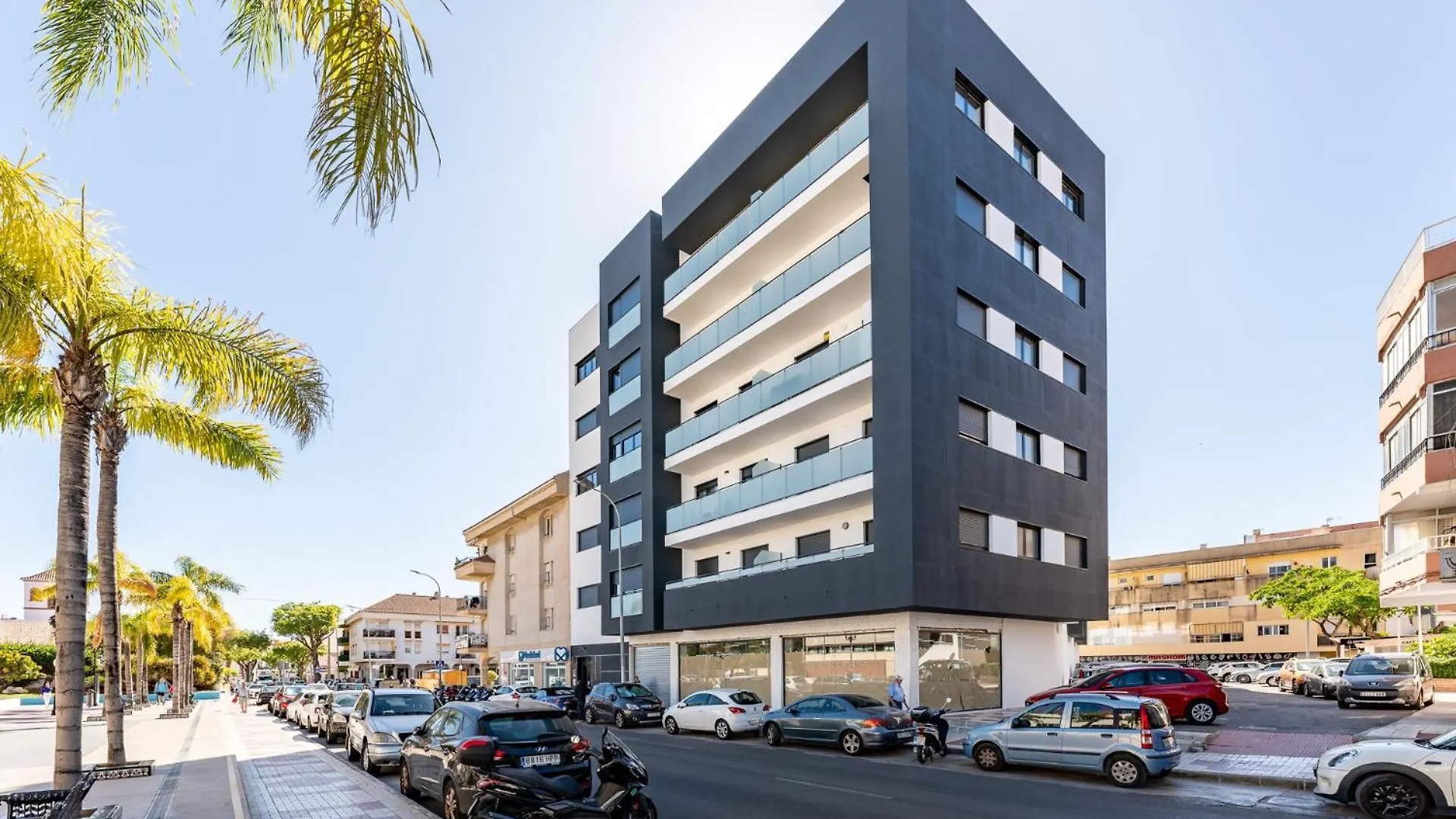 Malagasuite Quintana Holidays Torremolinos Apartment